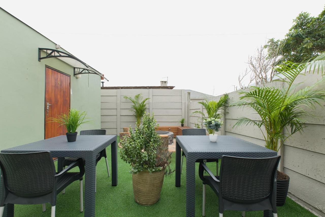 פורט אליזבת' Peace Love And Joy Self Catering Units מראה חיצוני תמונה